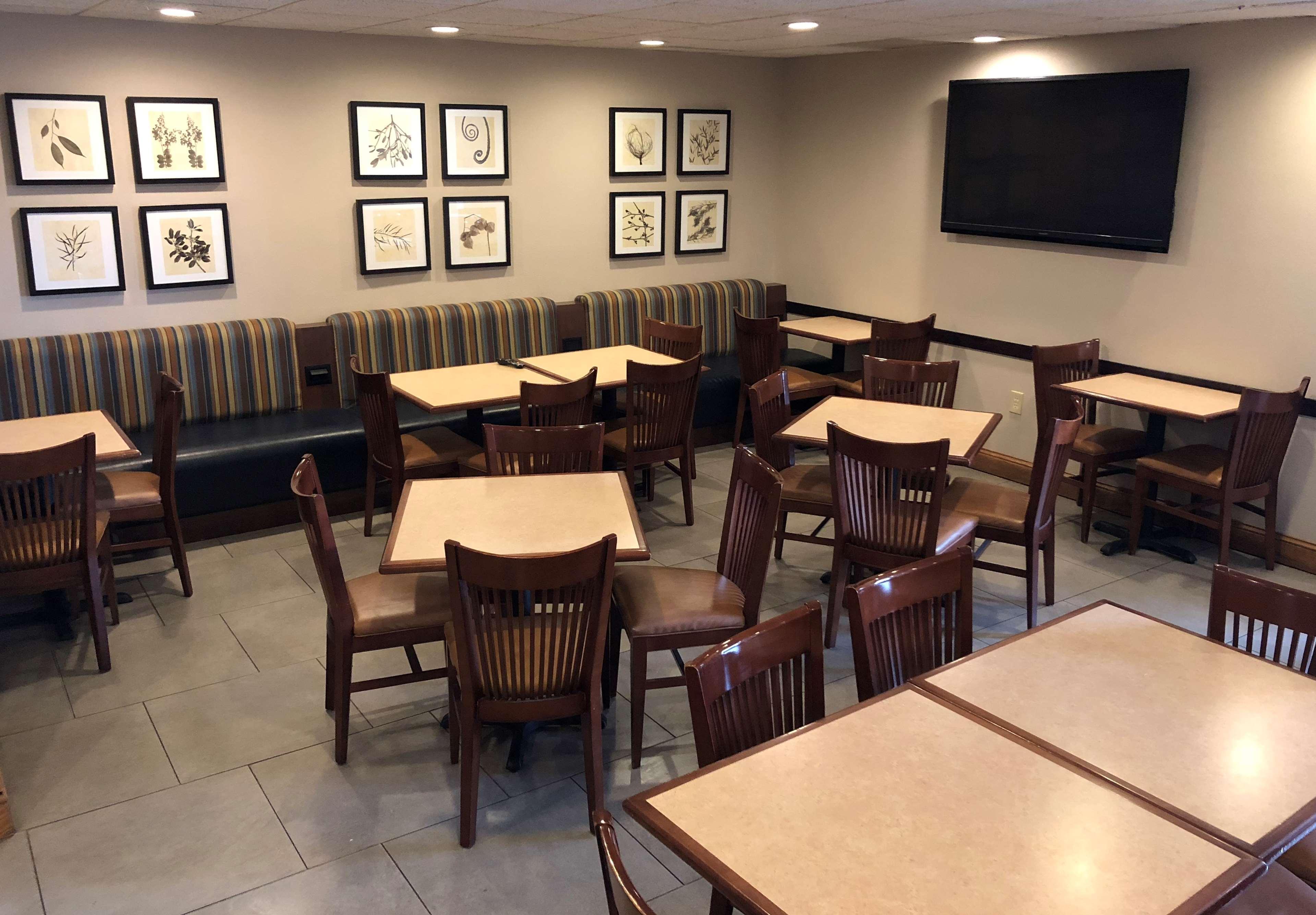 Country Inn & Suites By Radisson, Rapid City, Sd Bagian luar foto