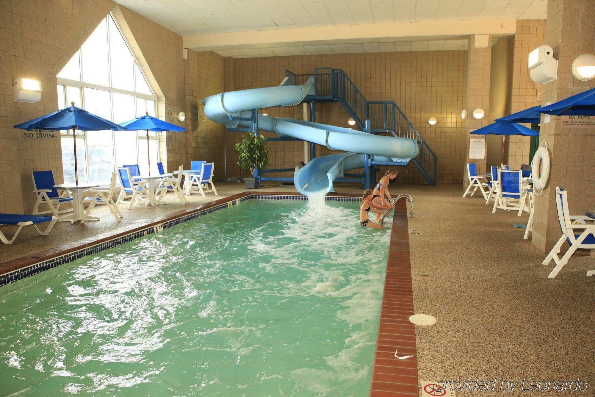 Country Inn & Suites By Radisson, Rapid City, Sd Bagian luar foto